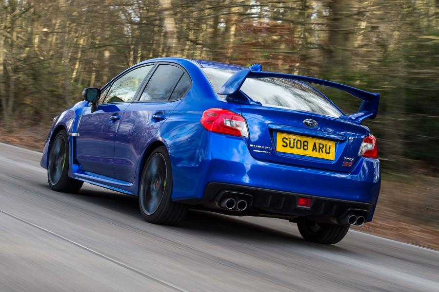  Subaru WRX STI Final Edition 2018 года  (UK) (фото 14 из 14)